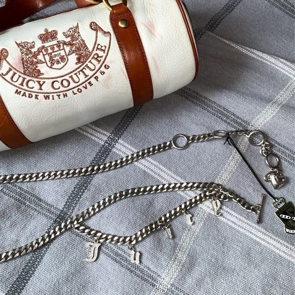 SOLD Juicy Couture Barrel Bag and Chain Belt Bundle - Picture 4 of 12